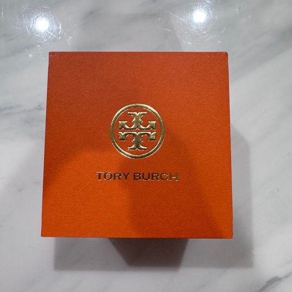 TORY BURCH T Watch With Reversible Leather And Gold Tone Stainless Steel - Picture 3 of 10